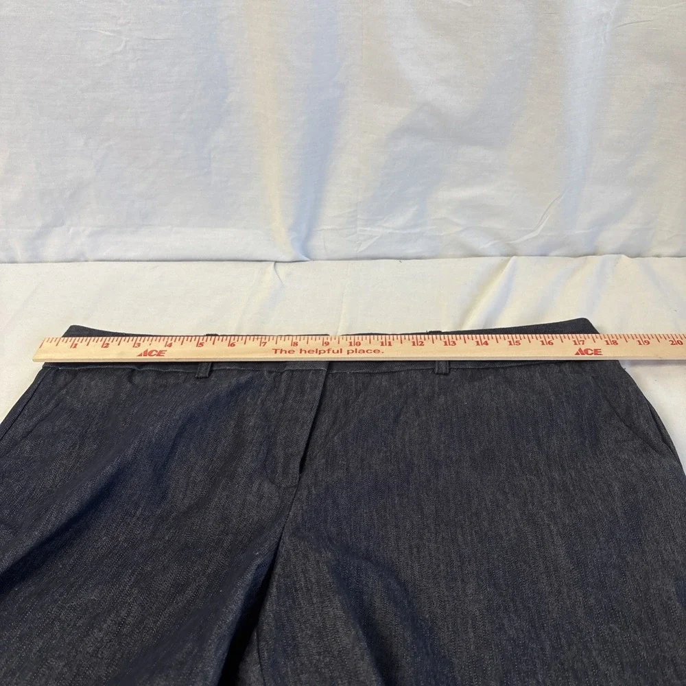 Van Heusen Denim Bermuda Shorts Womens 12 Blue Dark Wash Stretch Chino Mid Rise